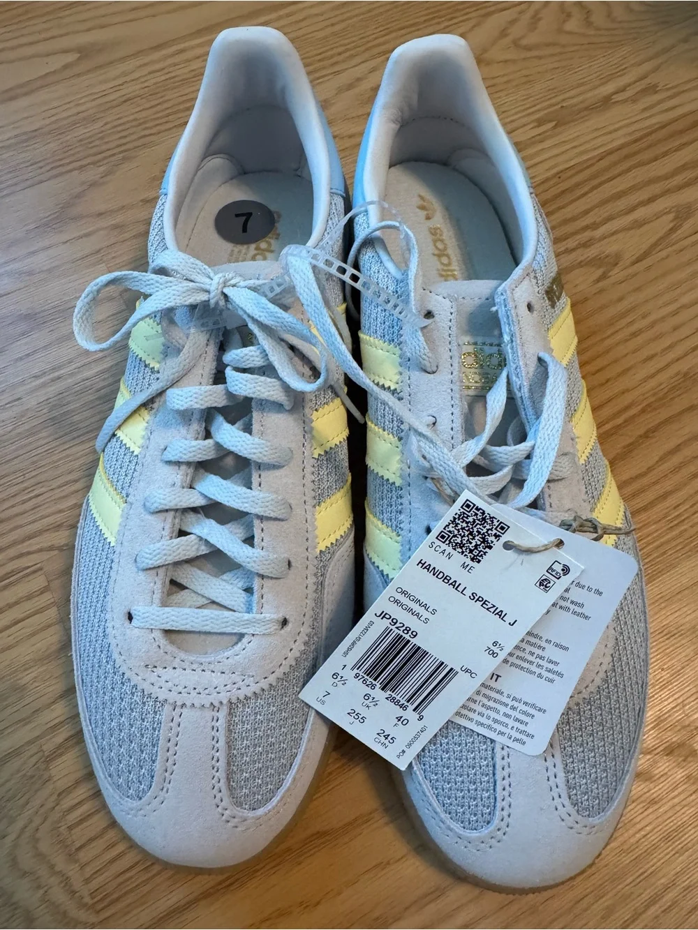 adidas Handball Spezial Sneakers Light Gray with Yellow Stripes JP9289 Women’s 7
